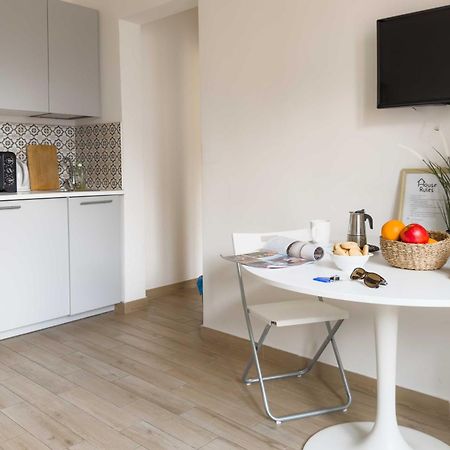Central Station Apartment - Zeno 02 Rome Bagian luar foto
